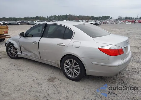 2011 Hyundai Genesis 4.6 from USA, damaged, VIN KMHGC4DF2BU113838